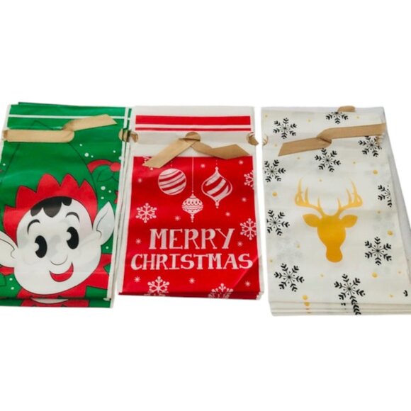 30 Christmas Treat Bags, with Drawstring 5.8 x 9 inch - Picture 2 of 3